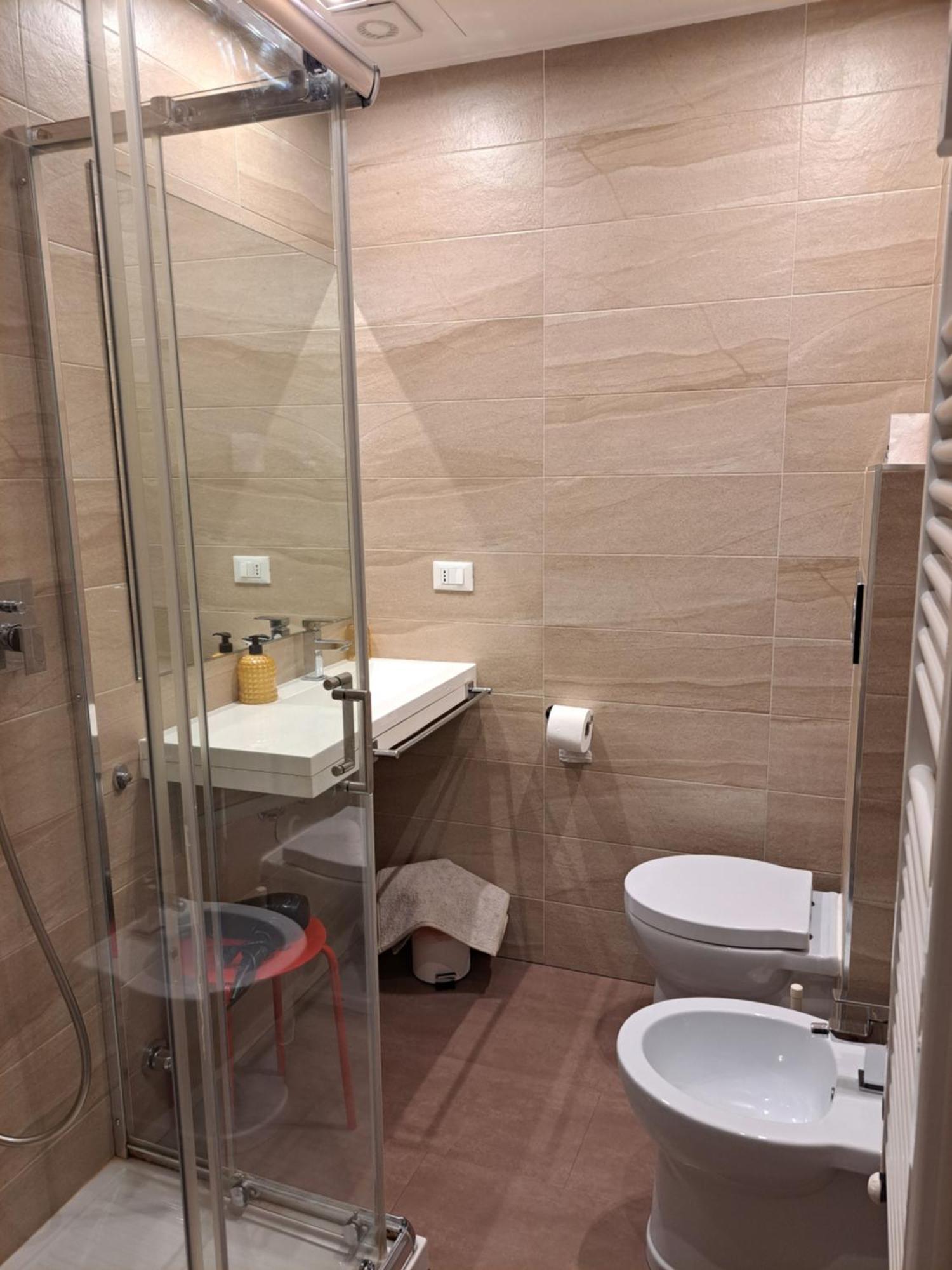 Loca Hotel Turin Bagian luar foto