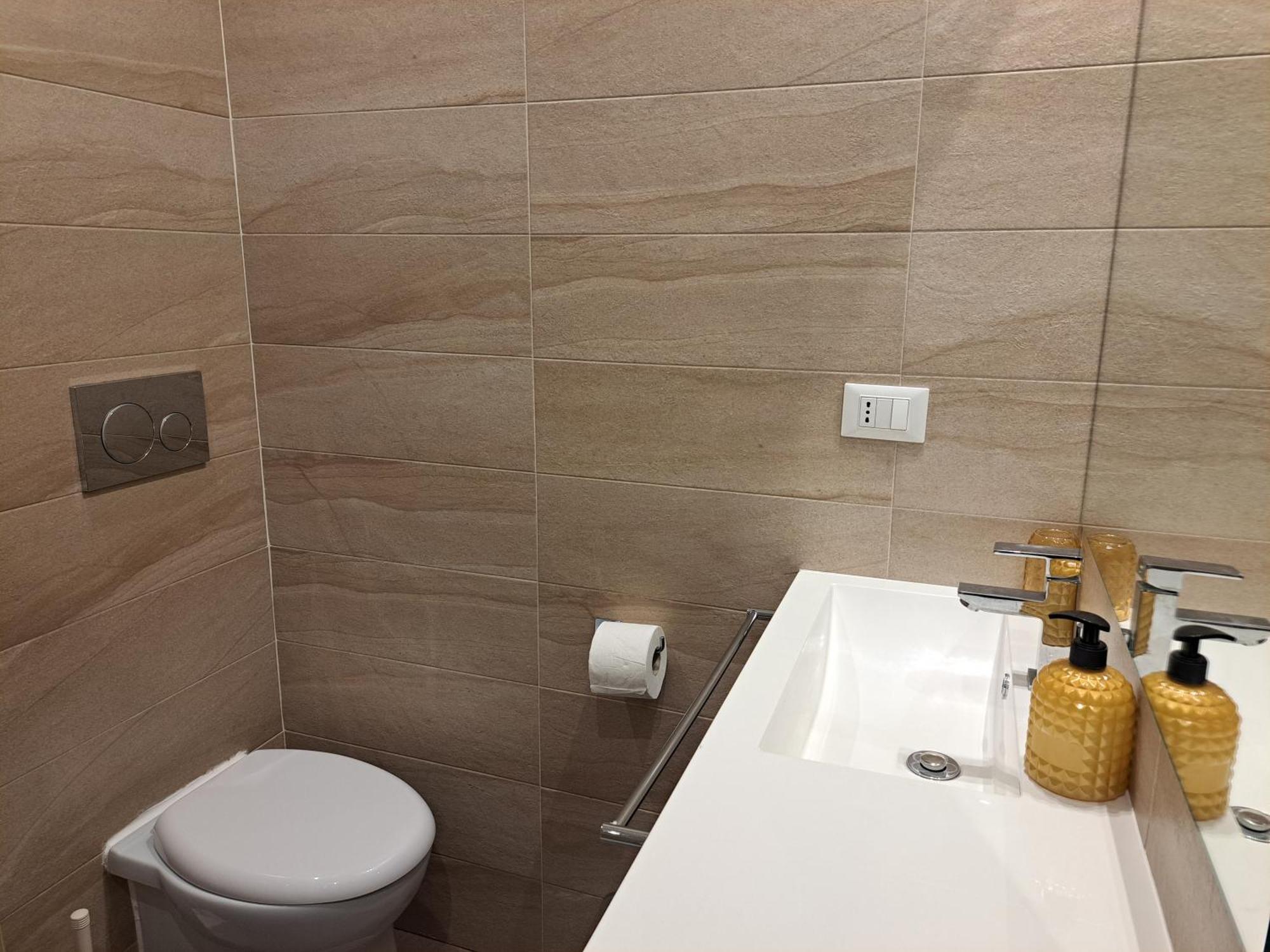 Loca Hotel Turin Bagian luar foto