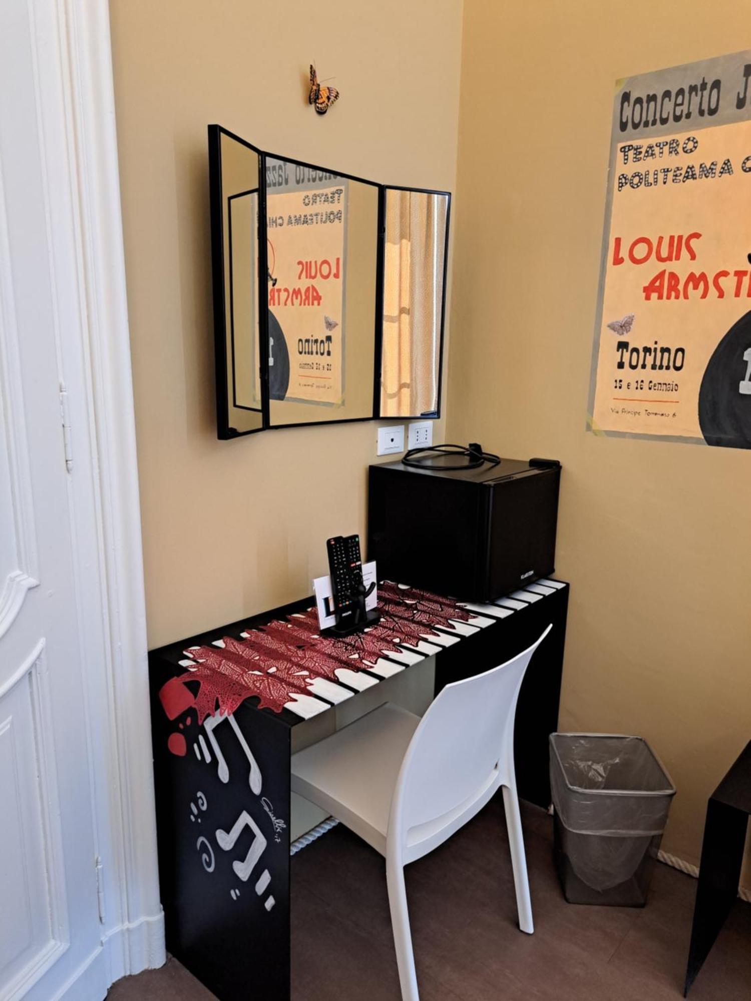 Loca Hotel Turin Bagian luar foto